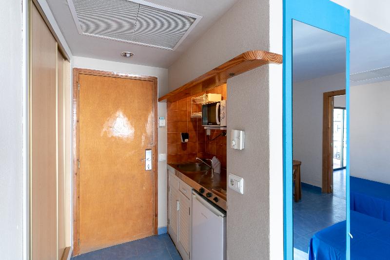 شقة غرفة واحدة, The Blue Apartments By Ibiza Feeling   Adult Only