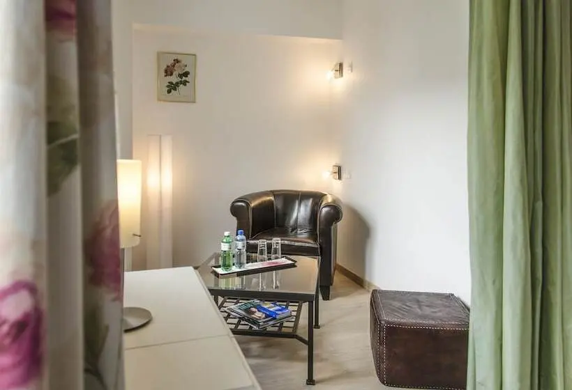 スーペリアールーム, Auberge De Dully