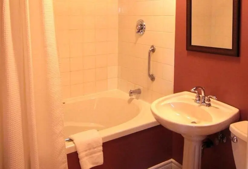 キングサイズベッドのスイートルーム, Seawind Landing Country Inn