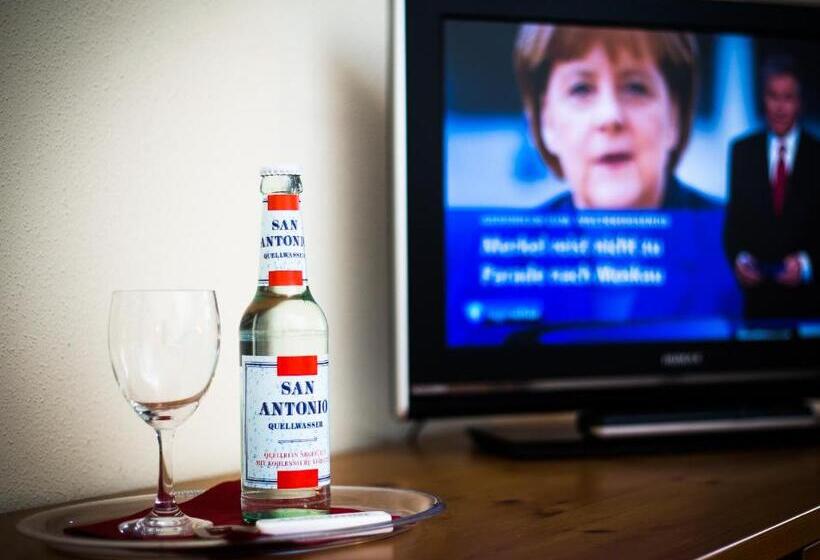 Номер Стандарт Индивидуальный, Gasthaus Und Hotel Göttler Josef