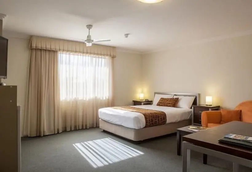 デラックススイート, Mandarin Motel