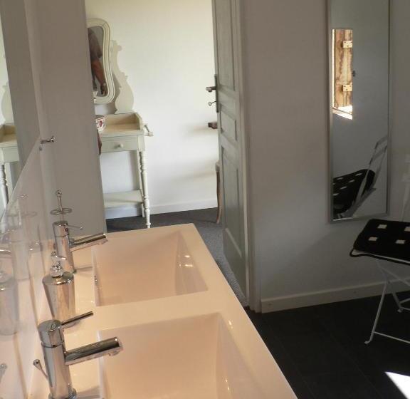 חדר דלוקס, Chambres D'hôtes Et Gîtes Du Château De Clauzuroux