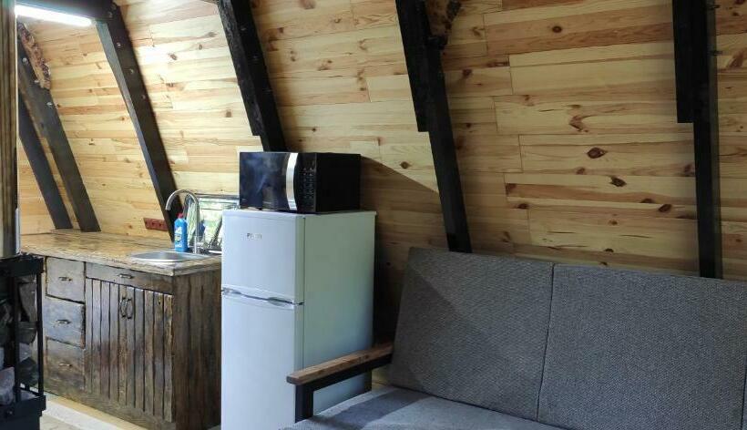 Четырехместный Номер Стандарт, Zelenaya Usad`ba Stavbor