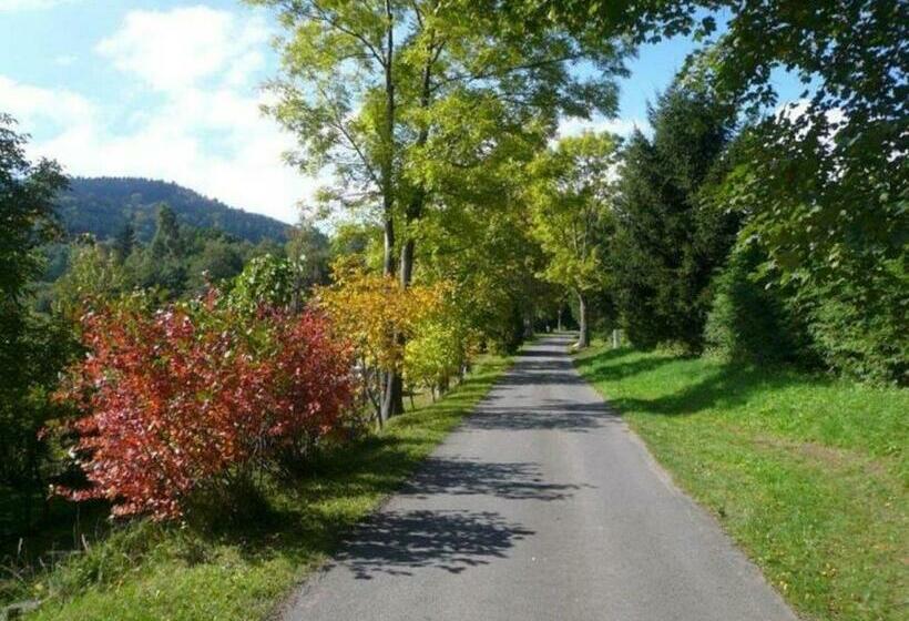 בקתת חדר, Chaty Pod Sokolím Hřbetem