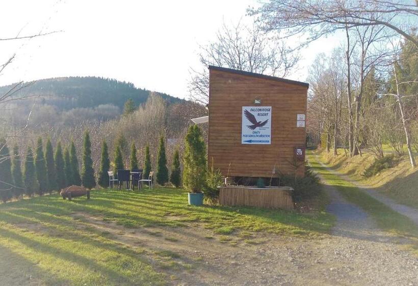 דירת חדר, Chaty Pod Sokolím Hřbetem