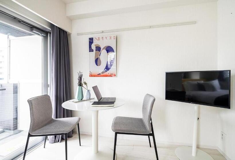 Студия Стандарт, Section L Ginza East