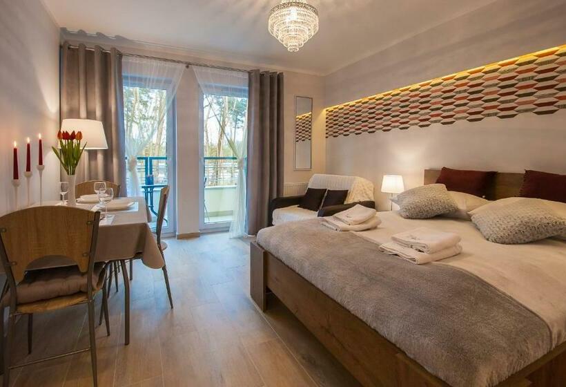 Студия Стандарт, Osiedle Cesarskie Apartamenty   Parking   Apartamenty Bryza