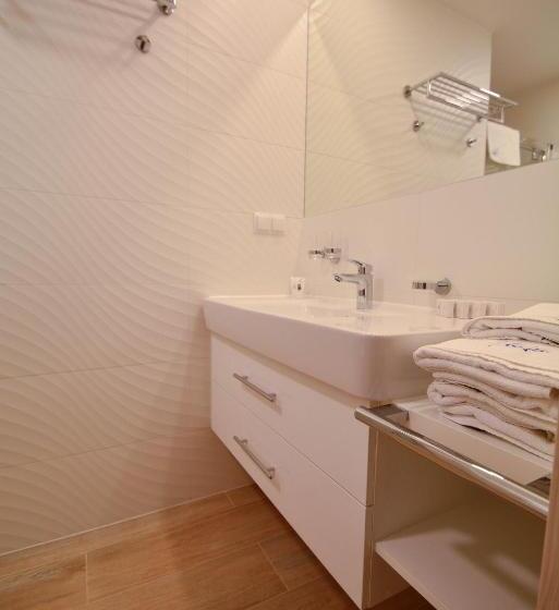 Апартаменты 1 Спальня, Osiedle Cesarskie Apartamenty   Parking   Apartamenty Bryza