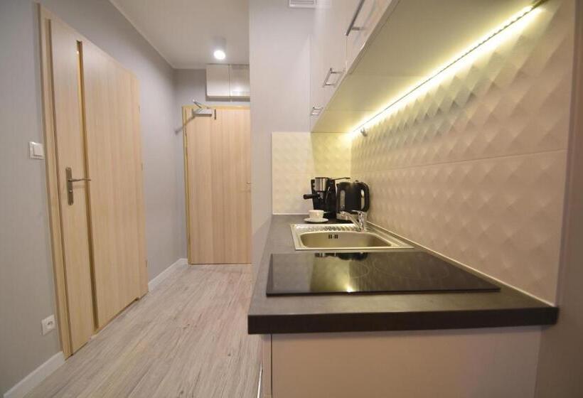 Студия Стандарт, Osiedle Cesarskie Apartamenty   Parking   Apartamenty Bryza