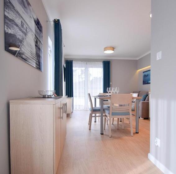 Апартаменты 1 Спальня, Osiedle Cesarskie Apartamenty   Parking   Apartamenty Bryza