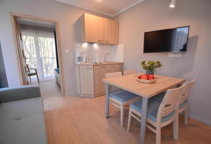 Апартаменты 2 Спальни, Osiedle Cesarskie Apartamenty   Parking   Apartamenty Bryza