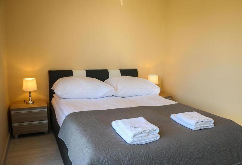 شقة غرفتين, Osiedle Cesarskie Apartamenty   Parking   Apartamenty Bryza