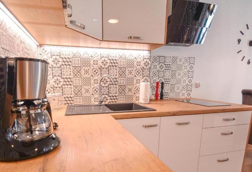 Апартаменты 1 Спальня, Osiedle Cesarskie Apartamenty   Parking   Apartamenty Bryza