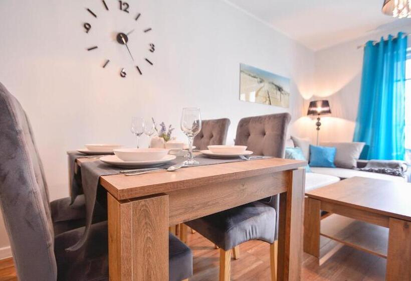 Апартаменты 1 Спальня, Osiedle Cesarskie Apartamenty   Parking   Apartamenty Bryza