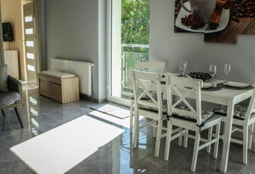 Апартаменты 2 Спальни, Osiedle Cesarskie Apartamenty   Parking   Apartamenty Bryza