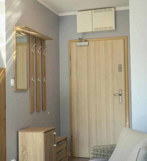 Апартаменты 2 Спальни, Osiedle Cesarskie Apartamenty   Parking   Apartamenty Bryza