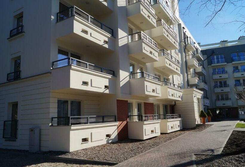 Апартаменты 1 Спальня, Osiedle Cesarskie Apartamenty   Parking   Apartamenty Bryza