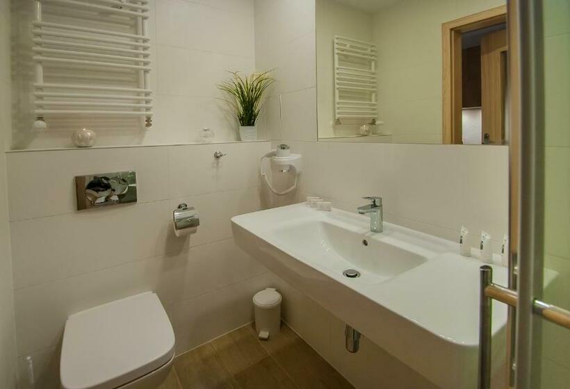 Студия Стандарт, Osiedle Cesarskie Apartamenty   Parking   Apartamenty Bryza