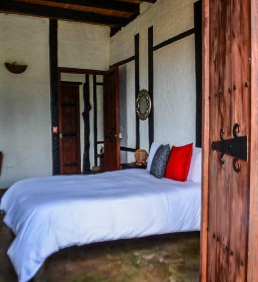 اتاق استاندارد با بالکن, Coffee Tree Boutique Hostel