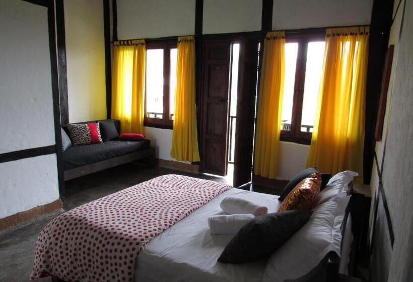 اتاق استاندارد با چشم‌انداز کوهستان, Coffee Tree Boutique Hostel