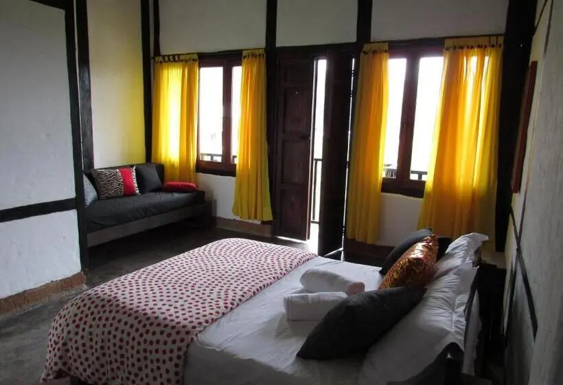 اتاق استاندارد با چشم‌انداز کوهستان, Coffee Tree Boutique Hostel