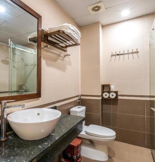 Standard Triple Room with Terrace, Dong Ne Tam Coc Hotel & Resort