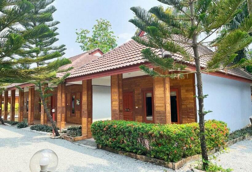 Quarto Deluxe, Gpm Resort Pattaya