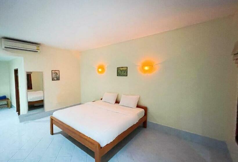 Номер Deluxe, Gpm Resort Pattaya