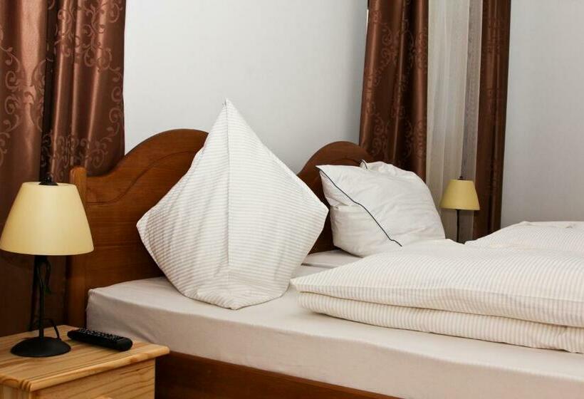 غرفة قياسية, Vadszőlő Vendégház