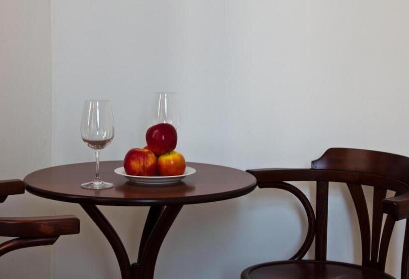 غرفة قياسية, Vadszőlő Vendégház