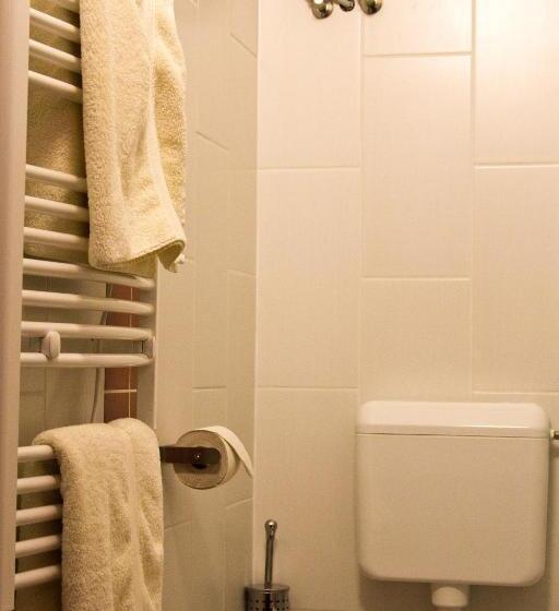 غرفة قياسية, Vadszőlő Vendégház