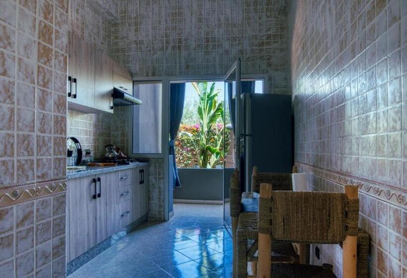 3 Bedroom Apartment, Villas 95 Appart Hôtel