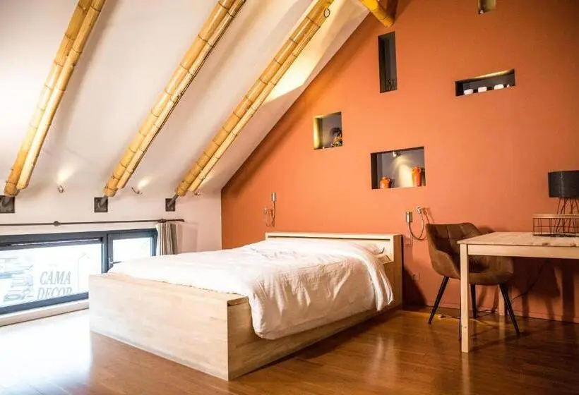 デラックスルーム, Bnb Nest