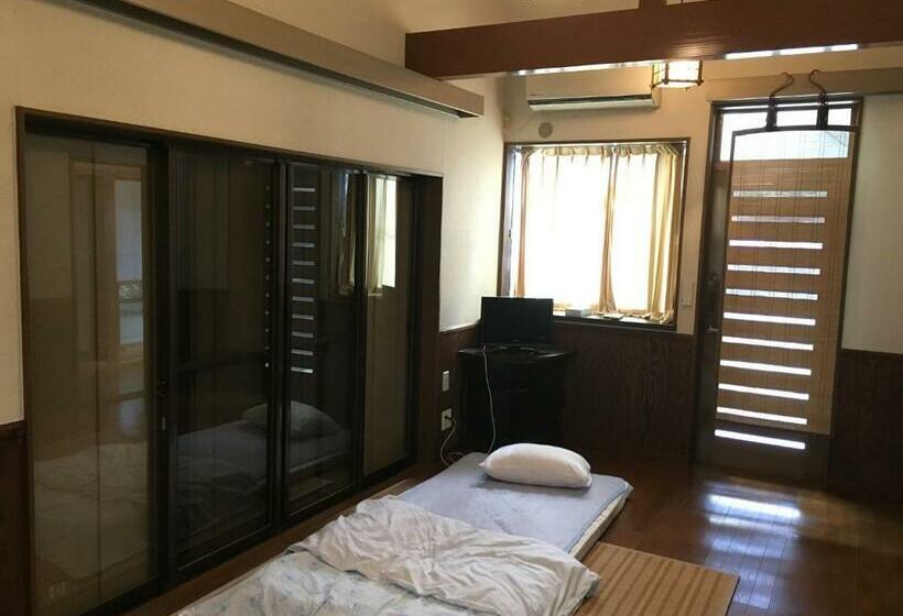 غرفة قياسية ثلاثية, Masugataya Ryokan