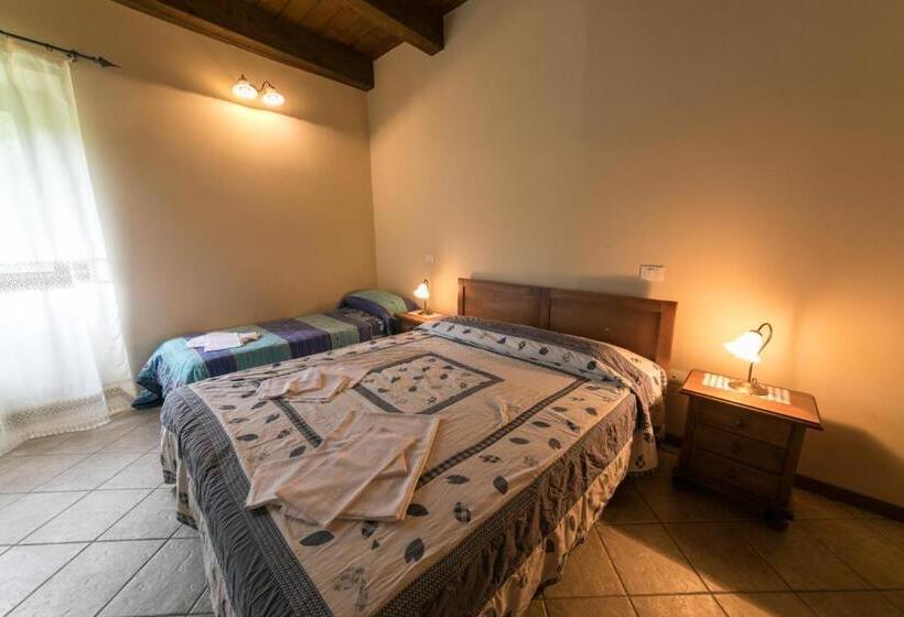 스탠다드 트리플 룸, Agriturismo L Antico Frutto