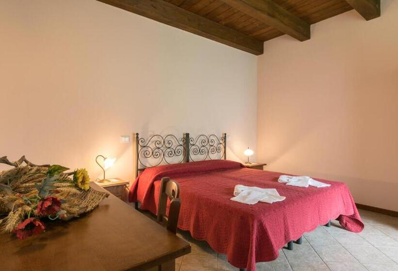 غرفة قياسية رباعية, Agriturismo L Antico Frutto