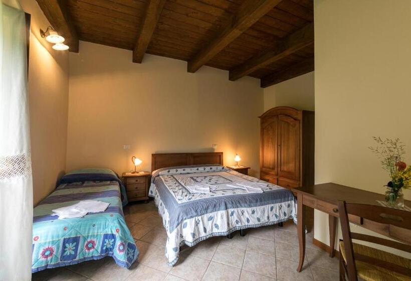 스탠다드 트리플 룸, Agriturismo L Antico Frutto
