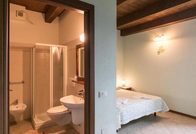 חדר סטנדרט לשלושה, Agriturismo L Antico Frutto