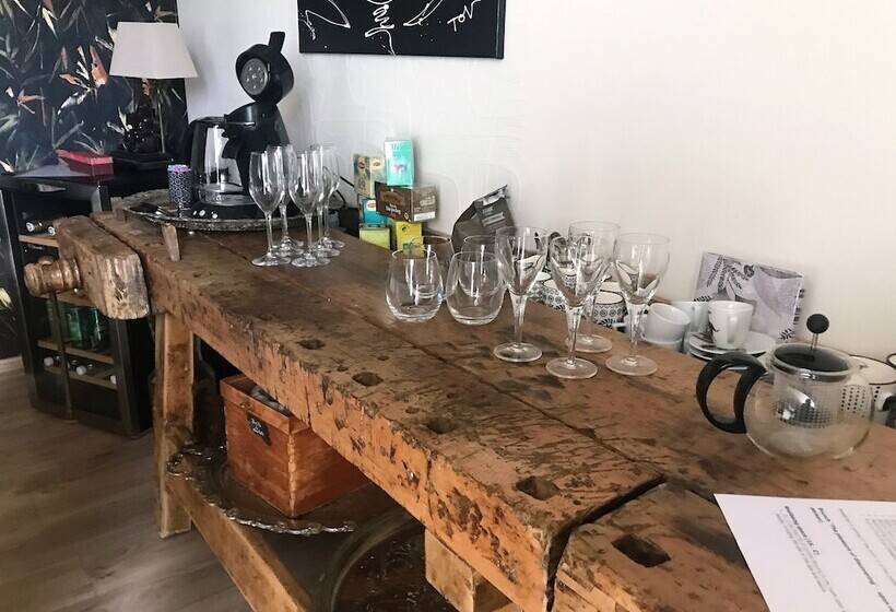 １ベッドルームペントハウスアパート, La Roseraie