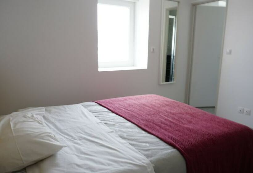 Номер Комфорт, Chez Mary