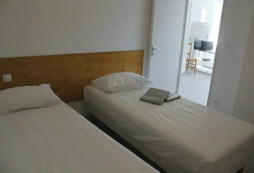 Komfort Suite, Chez Mary
