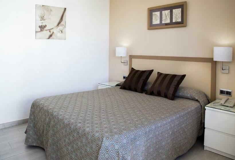 استودیوی استاندارد, Apartamentos Ecuador Park