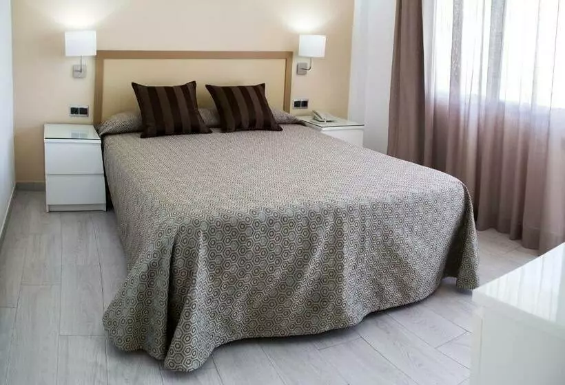 スーペリアスタジオ, Apartamentos Ecuador Park