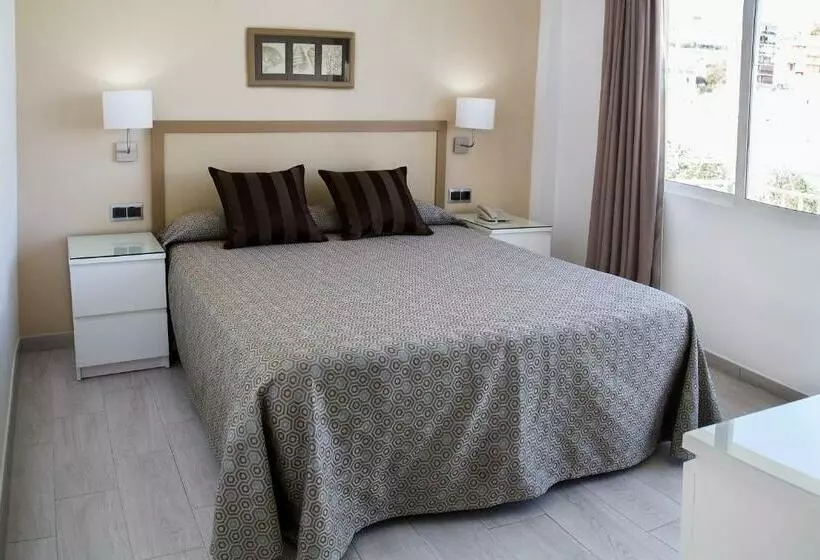 スーペリアスタジオ, Apartamentos Ecuador Park