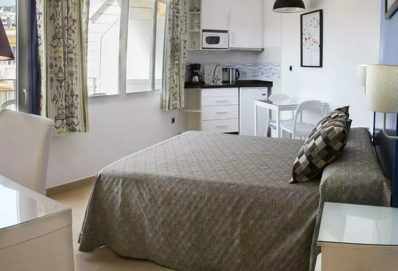 ダブルベッドのスタンダードスタジオ, Apartamentos Ecuador Park