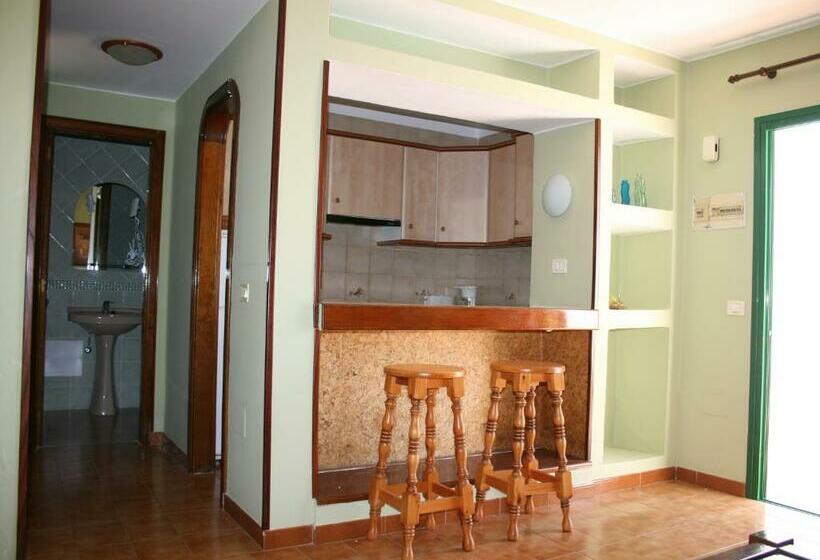 Апартаменты 1 Спальня, Apartamentos Las Acacias