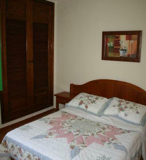 Апартаменты 1 Спальня, Apartamentos Las Acacias