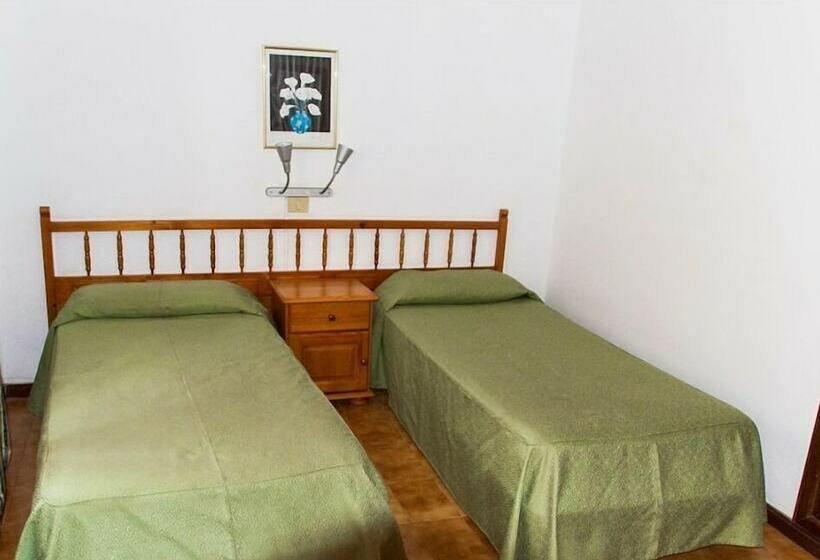 Апартаменты 1 Спальня, Apartamentos Las Acacias