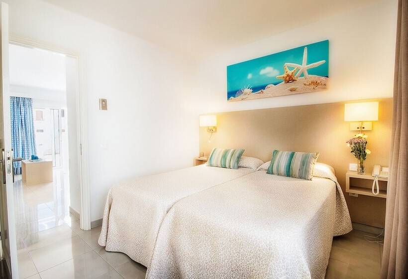 Апартаменты Superior 1 Спальня, Apartamentos Livvo Oasis