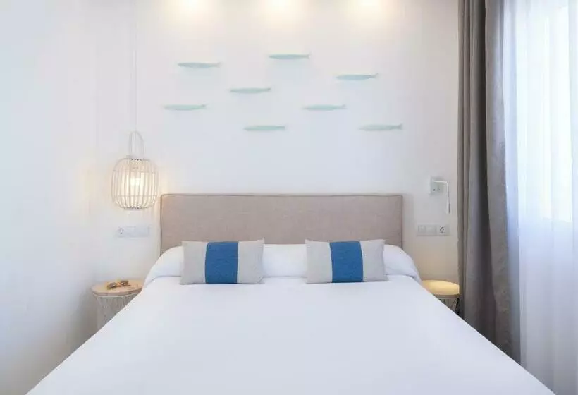 استودیوی استاندارد, Fergus Style Carema Beach